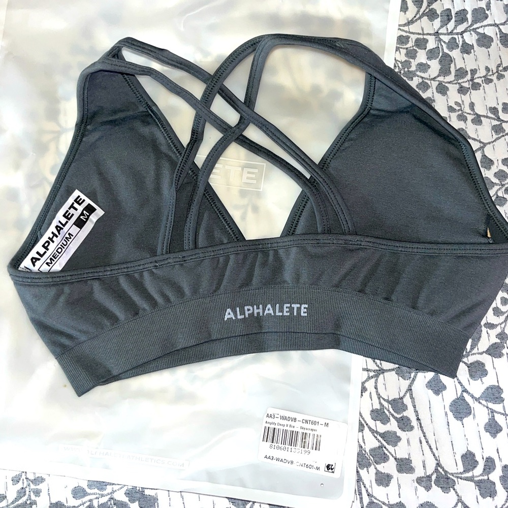 Amplify Deep V Bra